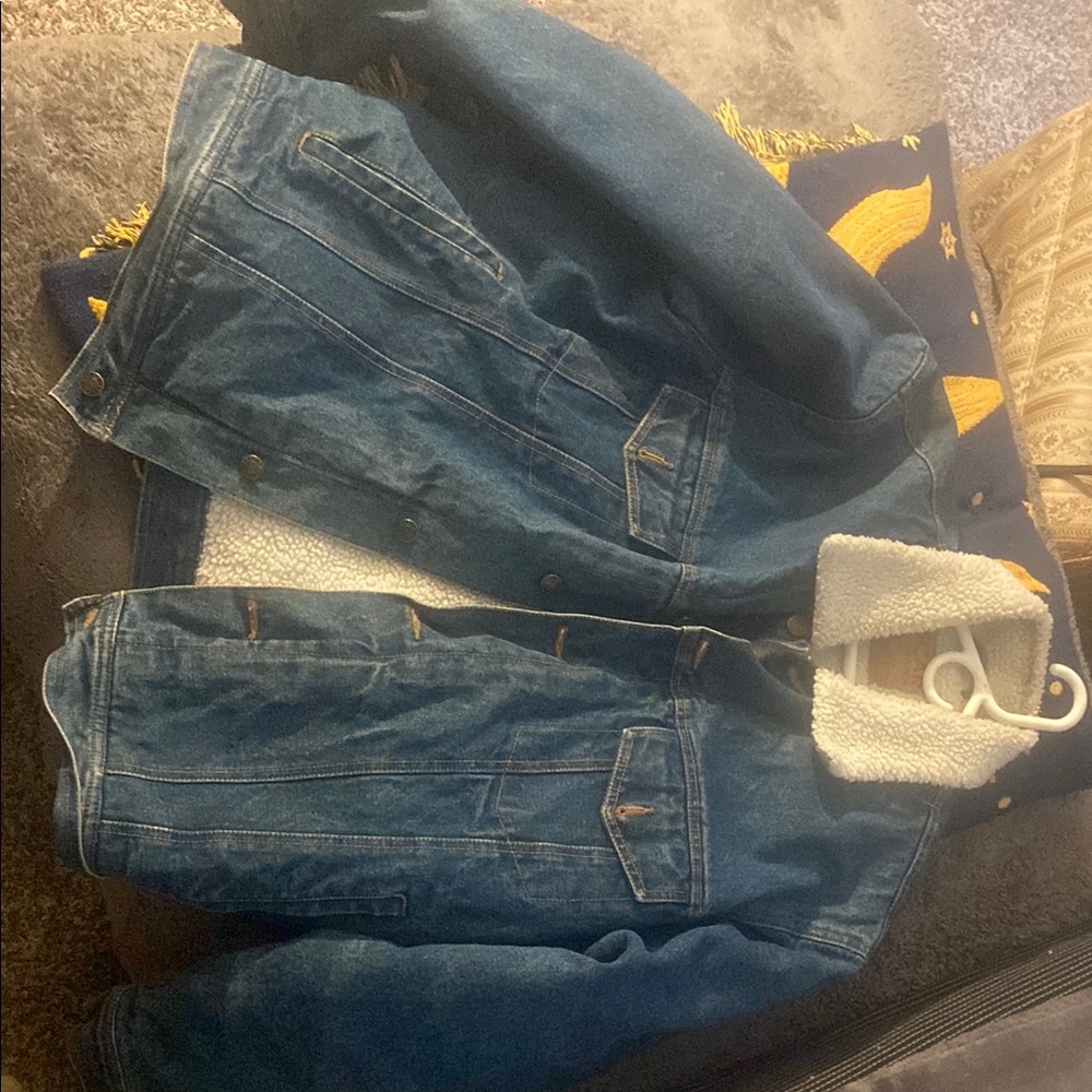 Classic Blue Denim Jeans with Straight Fit